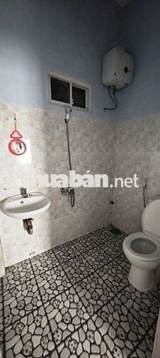 Nhà 2 tầng Nguyễn Công Trứ, có sân rộng