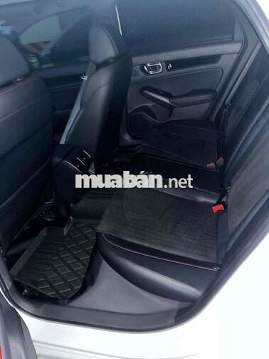 CIVIC e:HEV 2024 - Xe lướt 13100 km - HT Vay 70%