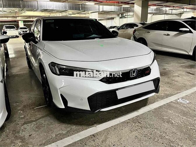 CIVIC e:HEV 2024 - Xe lướt 13100 km - HT Vay 70%