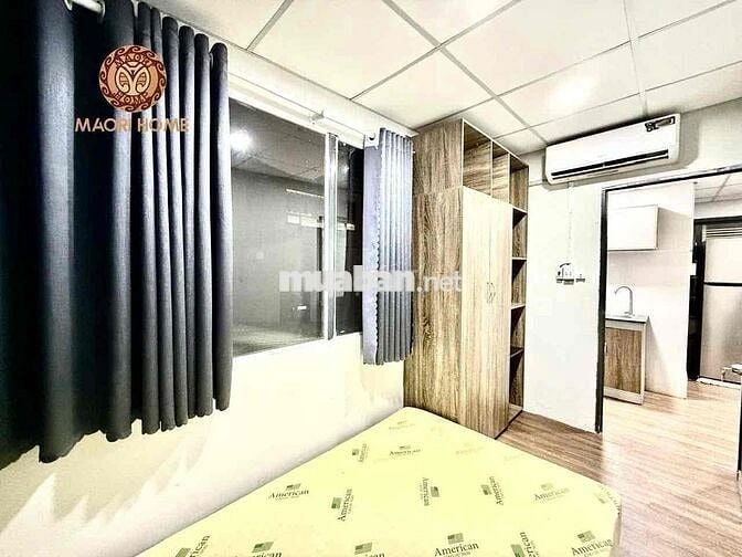 Căn Hộ 2PN sẵn nội thất cửa sổ trời , Phongg khách + Bếp To