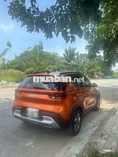 Kia Sonet 2023 Premium 1.5 AT - 55000 km