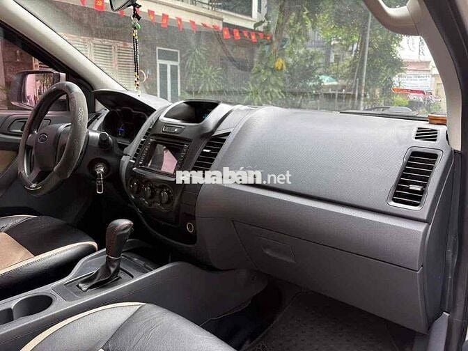 Ford Ranger 2014 XLS 2.2 4x2 AT - 12000 km