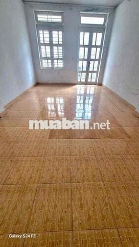 cho thuê nàh nguyên căn hẻm xe tải thông Lê Văn Quới