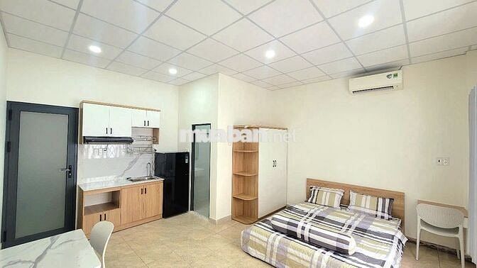 Cho Thuê Căn Hộ Studio Cửa Sổ Trời Mát Mẻ Gần Sân Bay Ngay Bạch Đằng