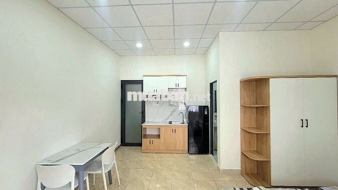 Cho Thuê Căn Hộ Studio Cửa Sổ Trời Mát Mẻ Gần Sân Bay Ngay Bạch Đằng