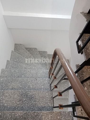 Bán Nhà Dòng Tiền Trương Định 42m, 5 tầng, mt 3,5m, giá 10.75 tỷ.