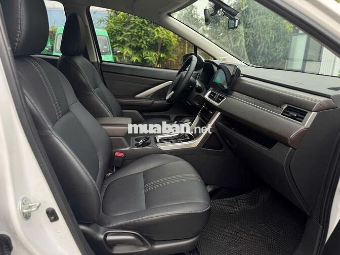 Mitsubishi Xpander 2025 Premium 1.5 AT - 16100 km