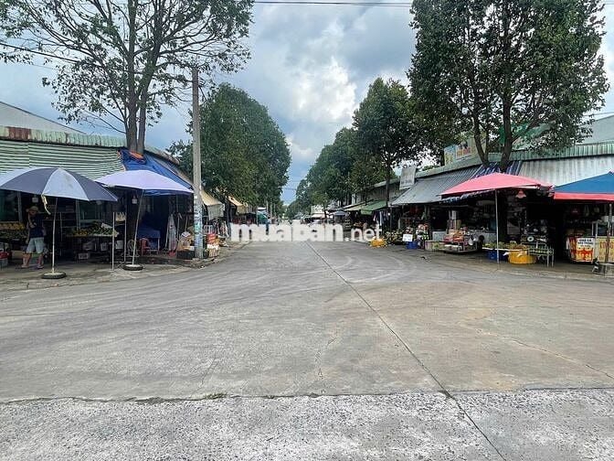 Chính Chủ Cần Bán Lô Đất 2 Mặt Tiền Cạnh Chợ Thông Đường MP Tân Vạn