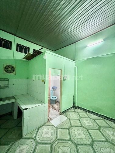 Bán nhà đường 379 gần Lê Văn Việt hẻm ô tô tải 56m2 2PN 1WC giá 4,5 tỷ