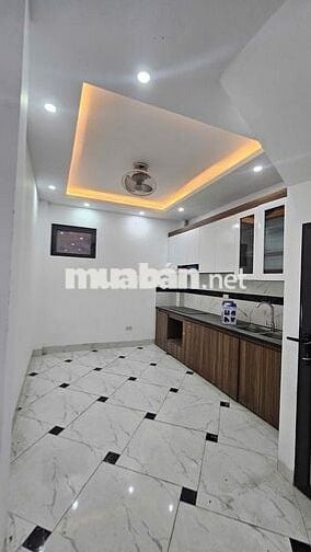 Nhà 5T*33m2 full nội thất- ngay trục đường chính- Cho thuê Giá 4,05 tỷ