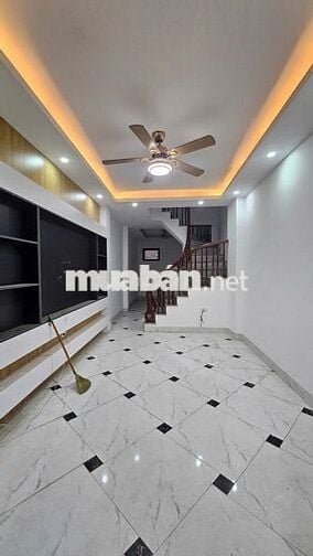 Nhà 5T*33m2 full nội thất- ngay trục đường chính- Cho thuê Giá 4,05 tỷ