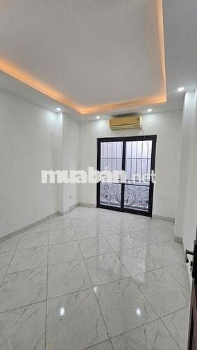 Nhà 5T*33m2 full nội thất- ngay trục đường chính- Cho thuê Giá 4,05 tỷ