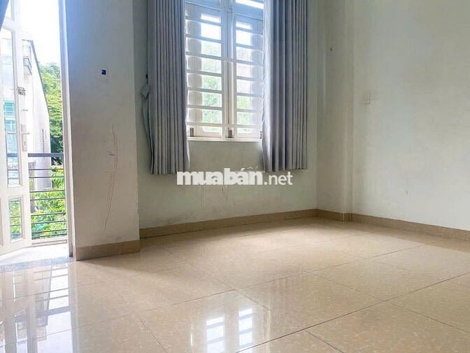 NHÀ 1 TRỆT 2 LẦU HẺM Ô TÔ – ĐƯỜNG SỐ 9 – P. LINH TÂY SÁT PHẠM VĂN ĐỒNG