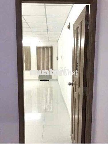 Mặt tiền Lê Thị Bạch Cát P13 Q11