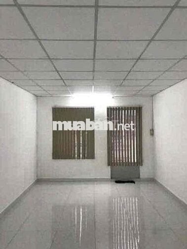 Mặt tiền Lê Thị Bạch Cát P13 Q11