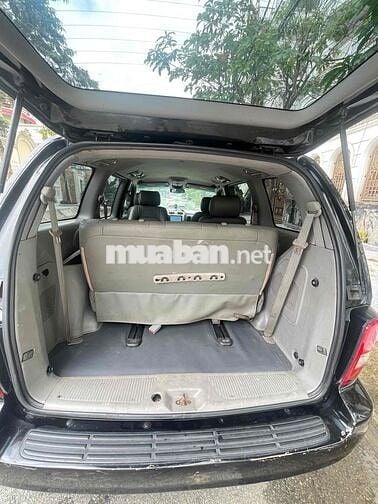 xe 7 chỗ cửa lùa , ko niên hạn, rộng rãi