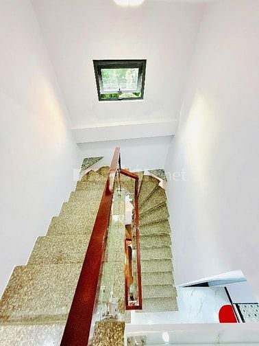 Hẻm Thẳng Cách MT 100m.ngay Trường THPT NGÔ GIA TỰ Bình Đông P15Q8. 