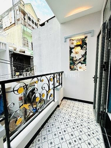 Hẻm Thẳng Cách MT 100m.ngay Trường THPT NGÔ GIA TỰ Bình Đông P15Q8. 