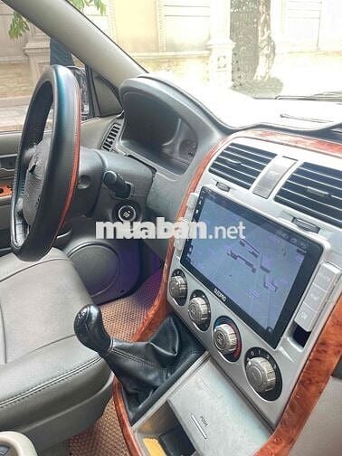 xe 7 chỗ cửa lùa , ko niên hạn, rộng rãi