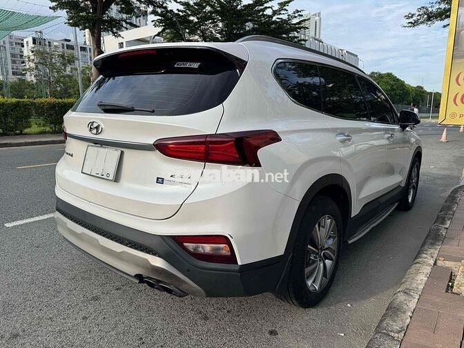 Hyundai Santa Fe sx2020 AT Diesel Base - Odo 74k
