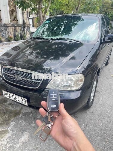 xe 7 chỗ cửa lùa , ko niên hạn, rộng rãi