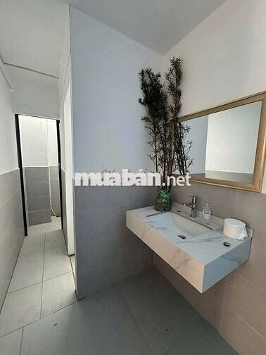 Huỳnh Tịnh Của – Mặt bằng sân vườn chill, giá 2x dễ thương cute !!!