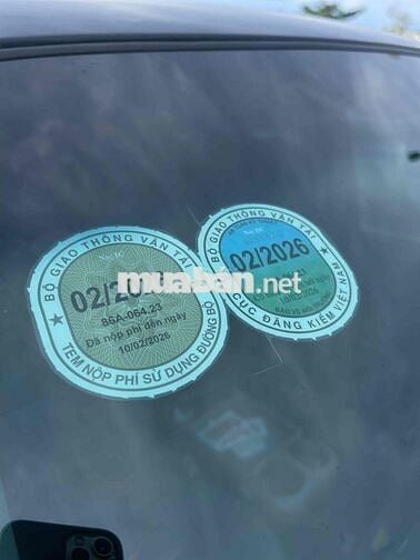 xe 7 chỗ cửa lùa , ko niên hạn, rộng rãi