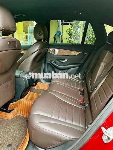 Mercedes GLC 250 4Matic 2019. Xe đẹp không lỗi