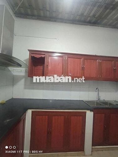 Nhà 1trệt 1lầu 2pn 2wc gần Quốc Lộ 13 HBC 10triệu