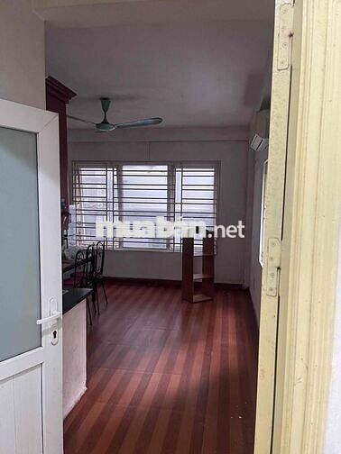 Cho thuê nhà mặt ngõ 351 đường âu cơ nhật tân tây hồ. diện tích 30m2