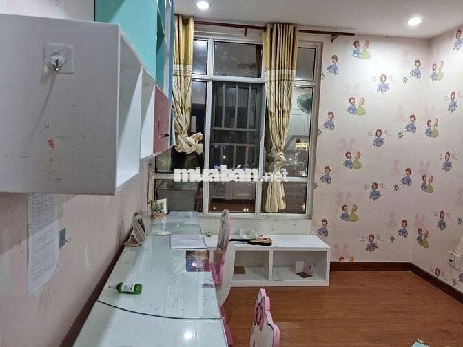 Cho thuê căn hộ Giai Việt – đường Tạ Quang Bửu P5, Q8. 115m2