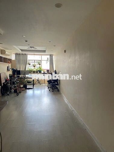 Cho thuê căn hộ Giai Việt – đường Tạ Quang Bửu P5, Q8. 115m2