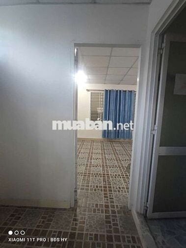 Nhà 1trệt 1lầu 2pn 2wc gần Quốc Lộ 13 HBC 10triệu