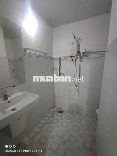 Nhà 1trệt 1lầu 2pn 2wc gần Quốc Lộ 13 HBC 10triệu