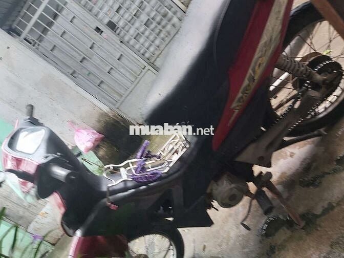 Xe để lâu ko chạy nên bán lại ai cần liên hệ