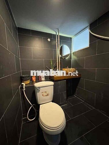 🧨STUDIO BAN CÔNG, NỘI THẤT NHƯ HÌNH, SÁT BÊN Q1 - ĐỌC RÕ MÔ TẢ NHÉ MN