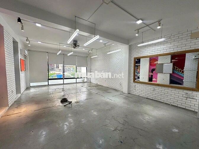 Cho thuê nhà mặt tiền đường Nguyễn Súy, dt 5,4x20 trệt 5 lầu