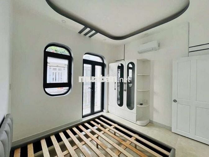 Ô TÔ NGỦ TRONG NHÀ-MẶT TIỀN ĐƯỜNG 8M-HUỲNH TẤN PHÁT- NHÀ BE-CHỈ 6,6 TỶ