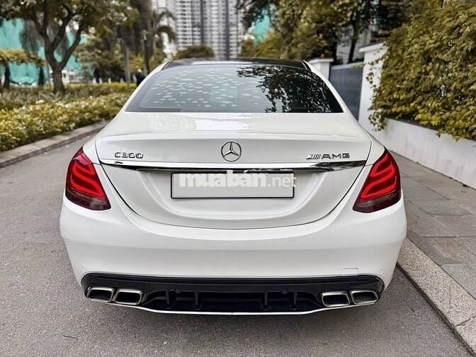 MERCEDES BENZ C300 AMG 2016 Độ Full Option Cực Đẹp