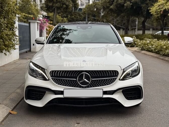MERCEDES BENZ C300 AMG 2016 Độ Full Option Cực Đẹp