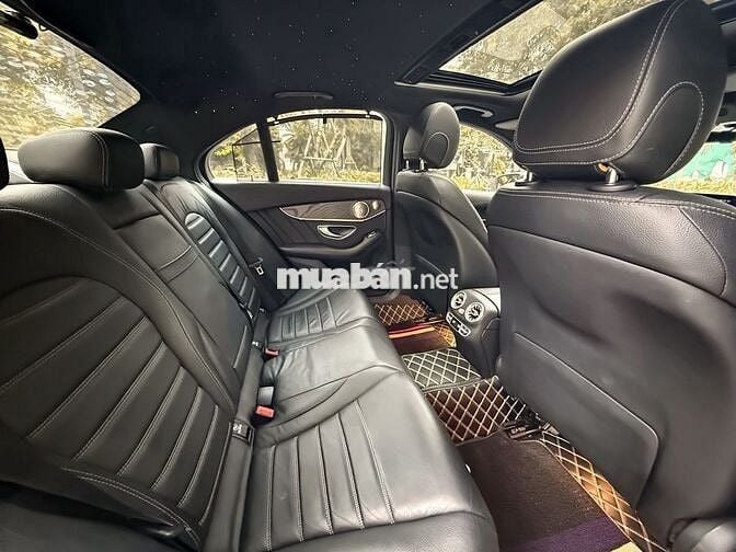 MERCEDES BENZ C300 AMG 2016 Độ Full Option Cực Đẹp