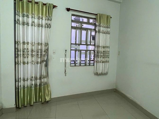 Chi thuê nhà 1 trệt 2 lầu, 4PN, 3WC, hướng Đông Nam, DTSD 125m2
