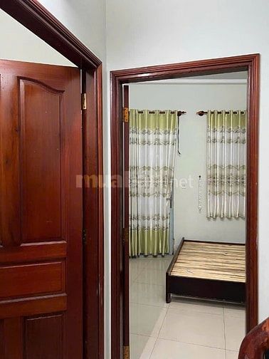 Chi thuê nhà 1 trệt 2 lầu, 4PN, 3WC, hướng Đông Nam, DTSD 125m2