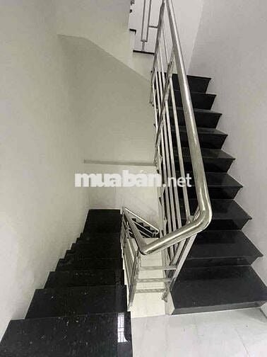 HẺM 8M THÔNG XE HƠI NGỦ TRONG NHÀ 3 TẦNG BTCT NHÀ MỚI Ở NGAY CHỈ 5.99