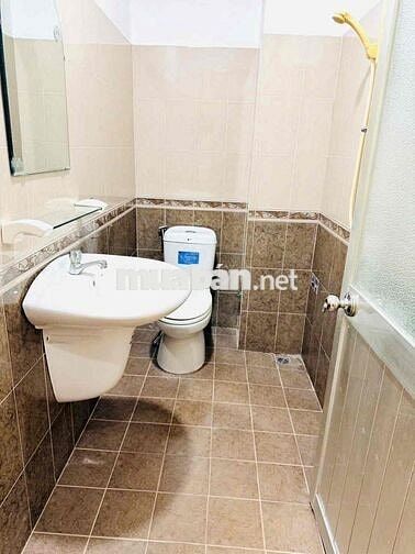 Cho Thuê Nhà Mat Tiên Kinh Doanh-Duong Cho Lon-Q6