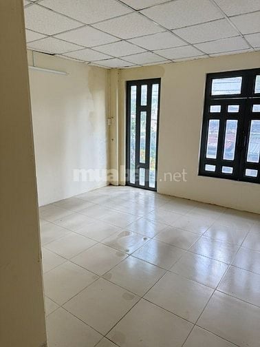 Cho thuê nguyên căn mặt tiền hẻm 10m, Trường Chinh, TB, 4mx21m, 1 lầu