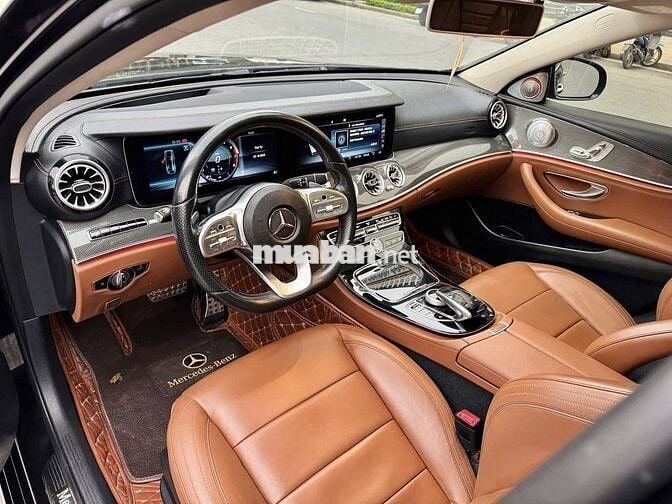 MERCEDES BENZ E300 AMG 2019 Xe Lướt Đẹp Có Trả Góp