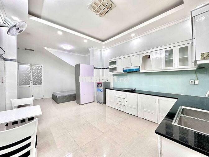 CHÍNH CHỦ CHO THUÊ Căn Hộ Full Nội Thất Đầy Đủ Tiện Nghi Mới Toanh