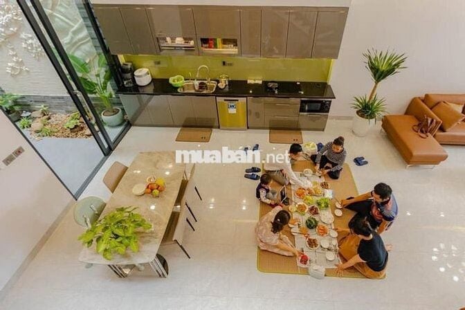 Bán Nhà Mặt Tiền Lạc Long Quân, Tân Bình - CÓ THANG MÁY – 6 TẦNG