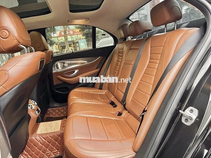 MERCEDES BENZ E300 AMG 2019 Xe Lướt Đẹp Có Trả Góp